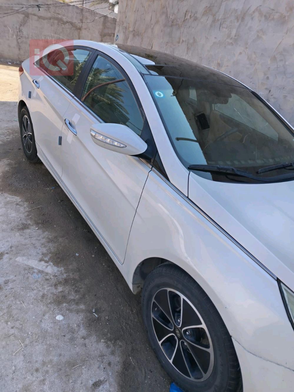 هیوندای سۆناتا